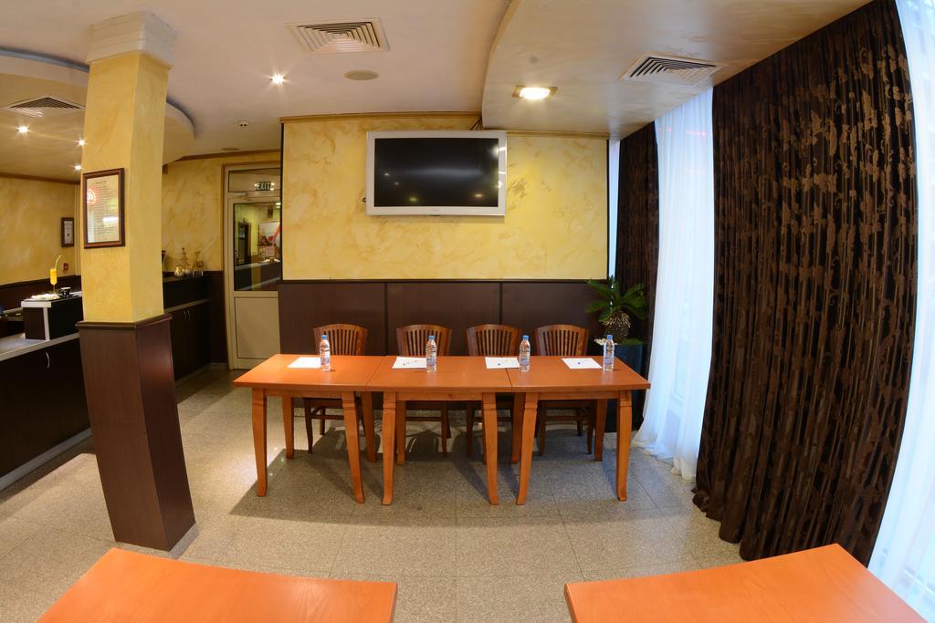 Hotel Afrodita Пловдив Экстерьер фото