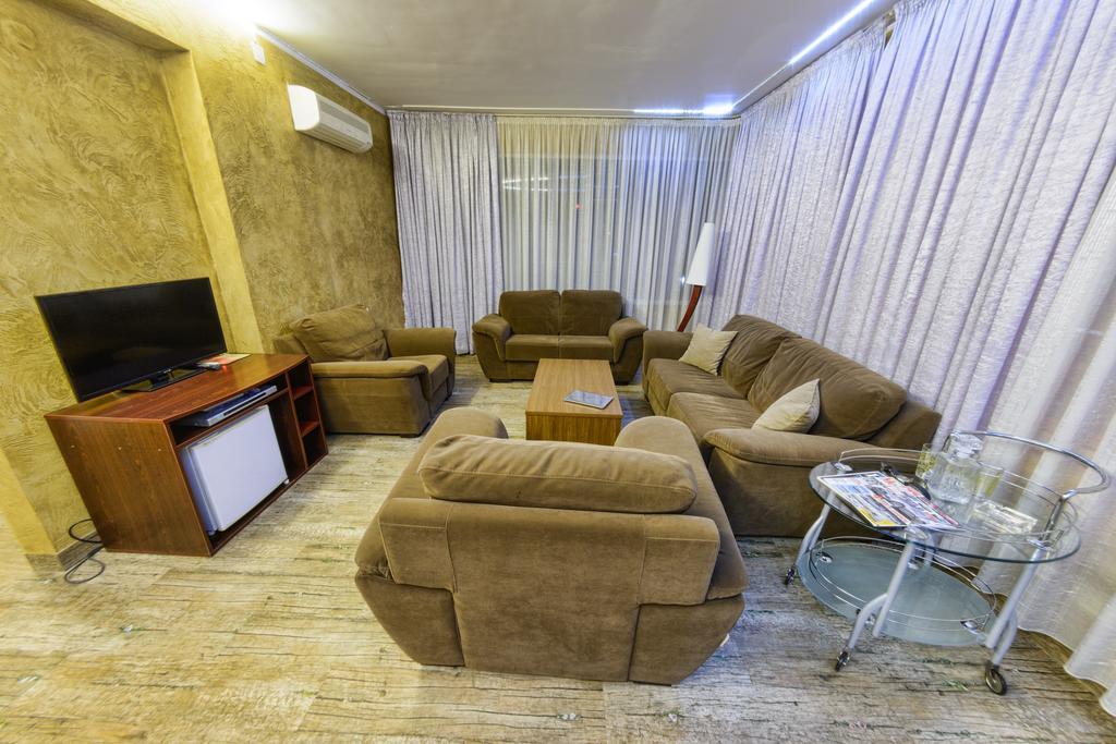 Hotel Afrodita Пловдив Экстерьер фото